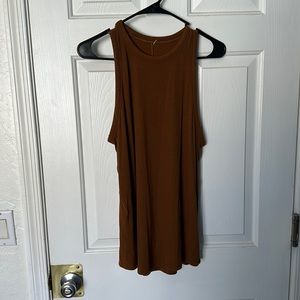 Lululemon tank size 14